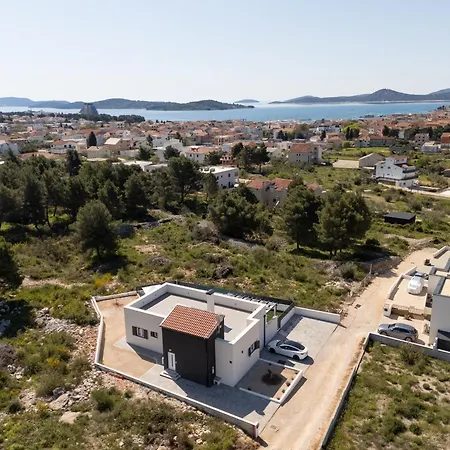 Villa Ana